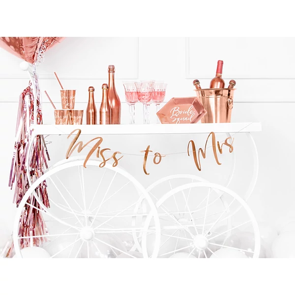 Rose gold miss to mrs felirat